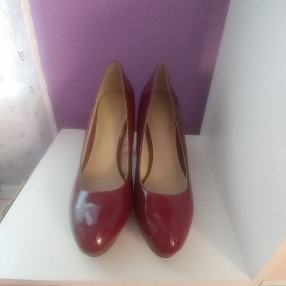 Heels - Picture 1 of 5